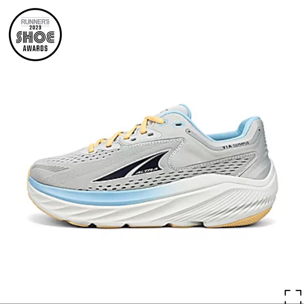 Altra Via Olympus sneaker running shoe size 8.5 women’s